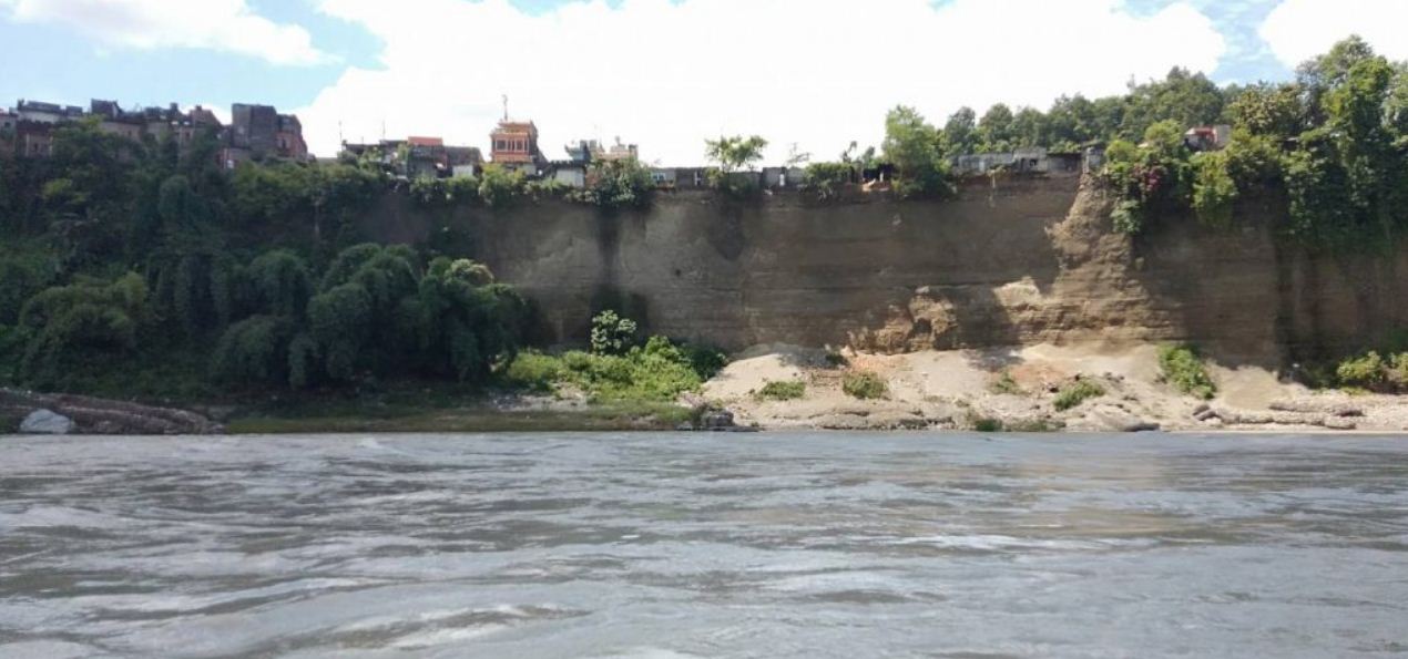 कटानको जोखिममा भिमाद बजार